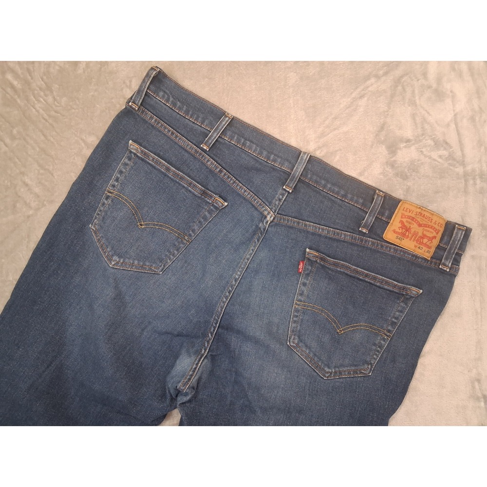 Levis 541 Mens 42x32 Relaxed Fit Athletic Tapered Stretched Faded Blue Jeans